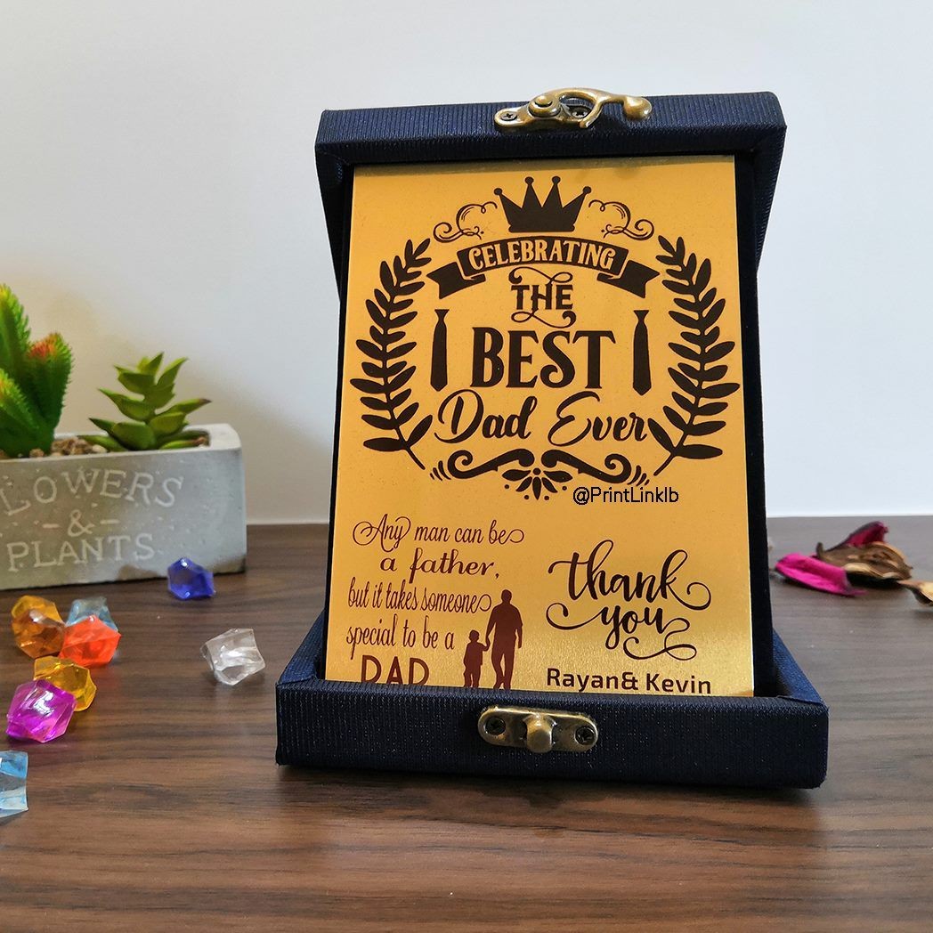 Tailor-made awards and trophies awaiting your personalization. Elevate these exceptional pieces with engraving or an inspiring message, creating a memorable token that truly reflects your achievements.